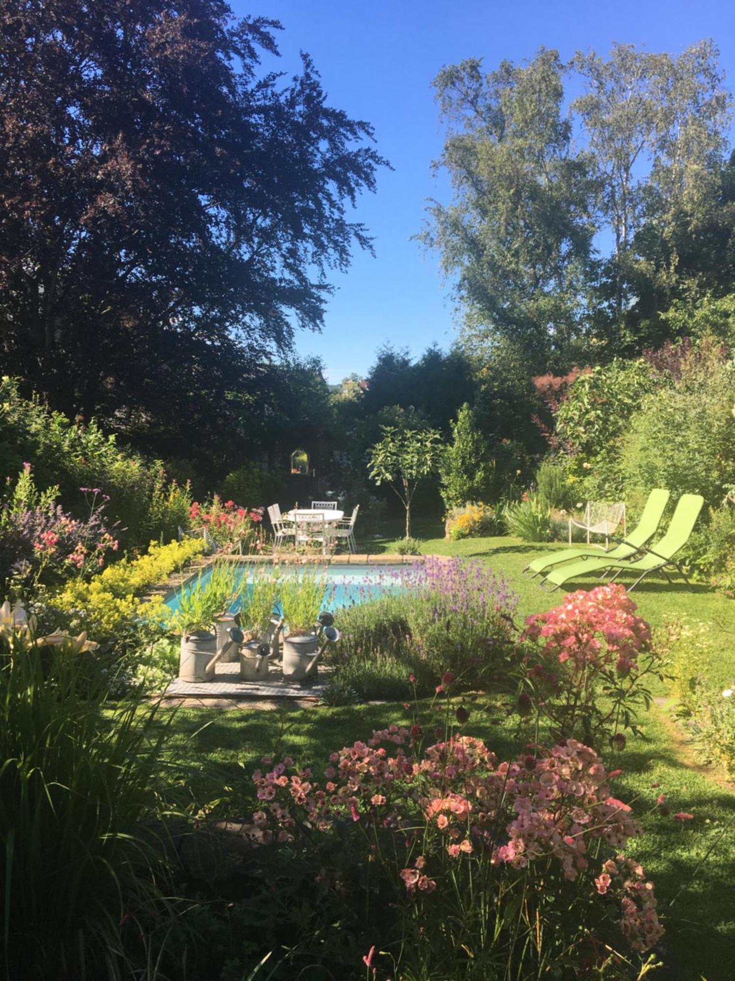 Bed and Breakfast Le Jardin Des Miroirs Esneux Pokoj fotografie